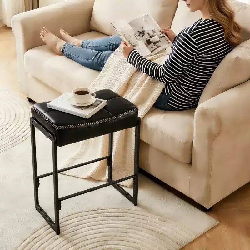 Tabouret de comptoir moderne en cuir PU ciré avec siège incurvé et repose-pieds, pour îlot de cuisine, salon, salle à manger et café