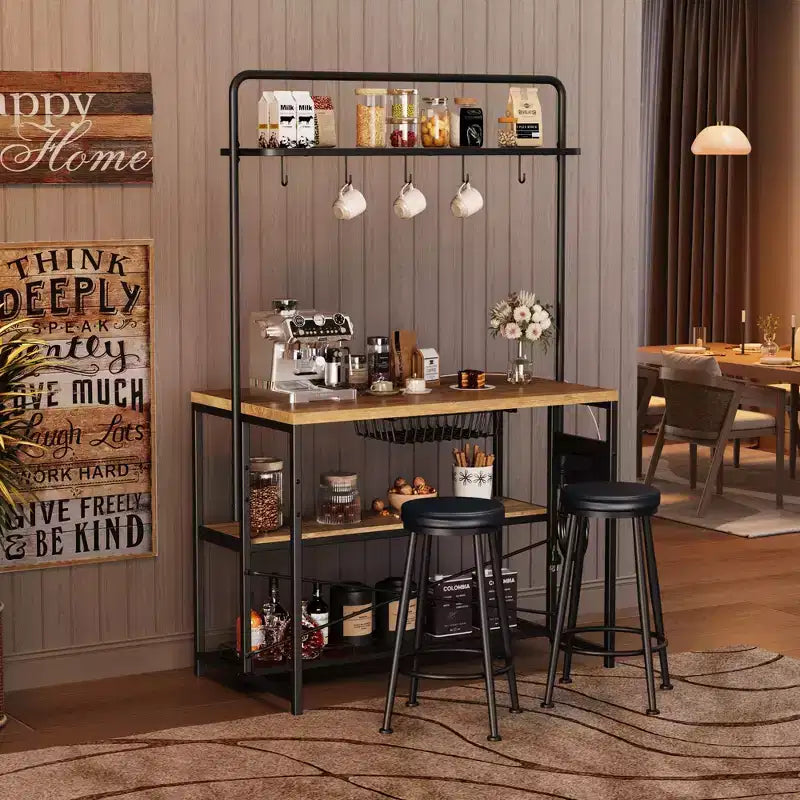 Îlot de cuisine industriel 42 pouces avec prise de courant et 2 tabourets de bar, ensemble de salle à manger 3 pièces avec étagères de rangement, support pour micro-ondes et 5 crochets pour bar à café