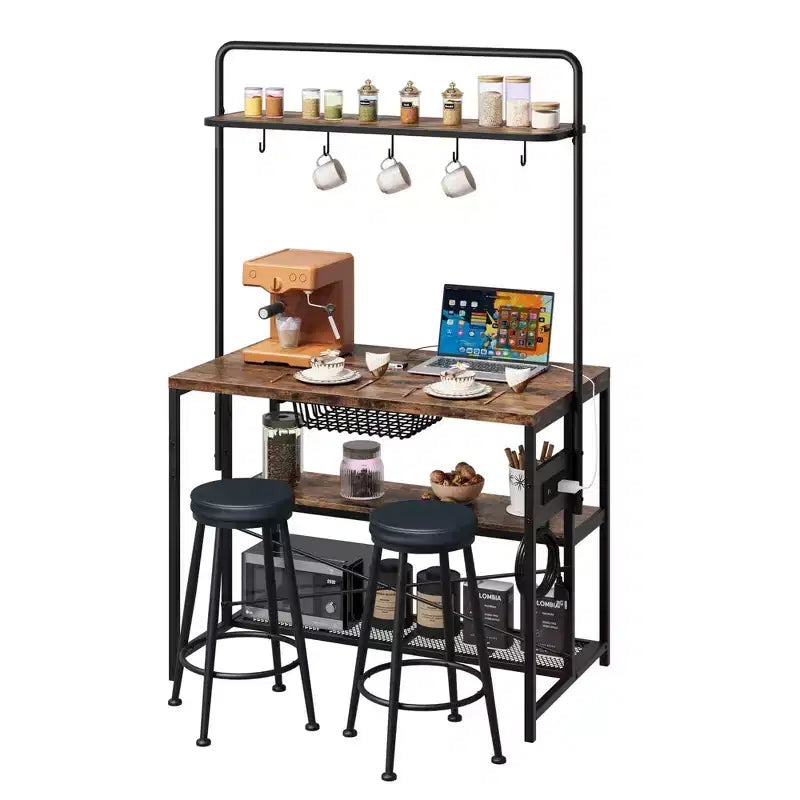 Îlot de cuisine industriel 42 pouces avec prise de courant et 2 tabourets de bar, ensemble de salle à manger 3 pièces avec étagères de rangement, support pour micro-ondes et 5 crochets pour bar à café