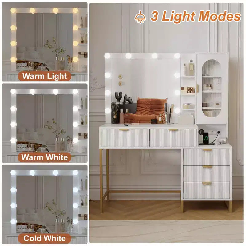 Coiffeuse moderne avec miroir éclairé, prises de courant, grand espace de rangement, table de maquillage en bois cannelé pour femmes et filles