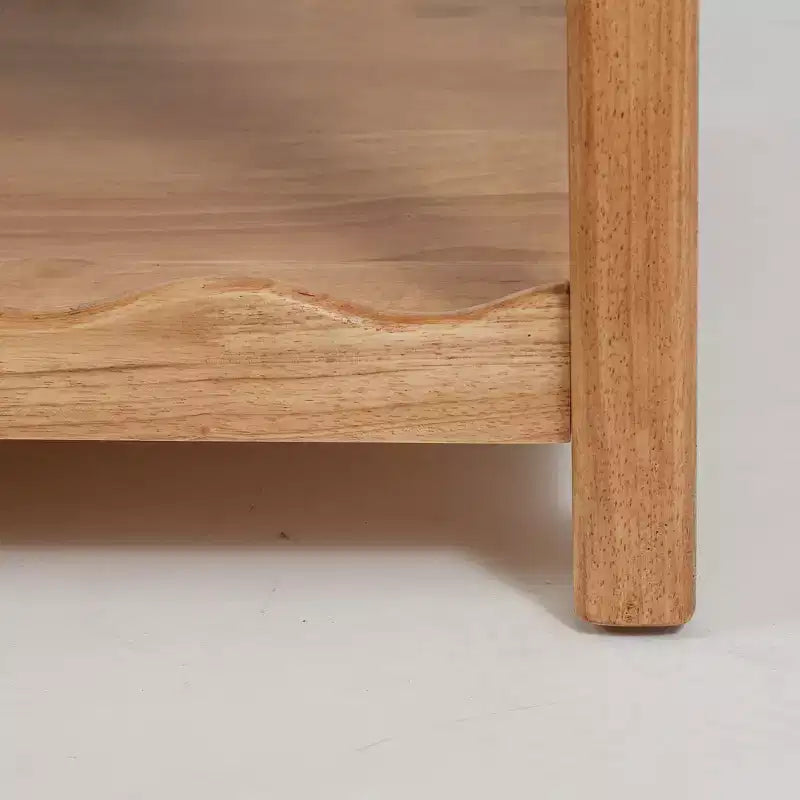 Table basse GDFStudio Connie moderne 43 en bois d'hévéa à 2 niveaux avec étagère de rangement ouverte