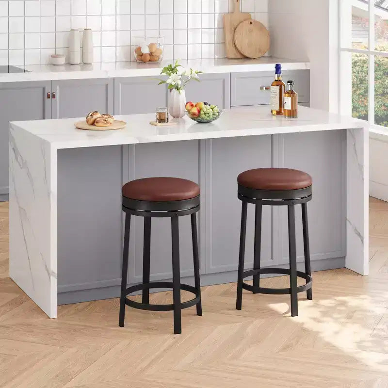 Lot de 4 tabourets de bar pivotants 24", revêtement en PU, cadre en métal, sans dossier, ronds, hauteur comptoir pour îlot de cuisine/bar maison