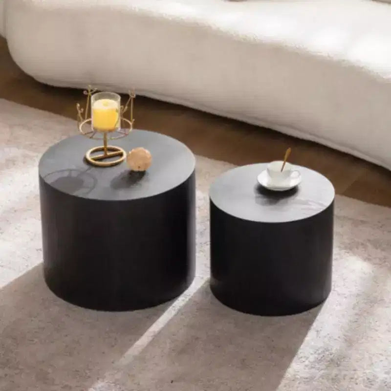 Lot de 2 tables basses gigognes, rondes en bois au design moderne, tables d'appoint peu encombrantes pour petit salon, chambre, bureau - Noir