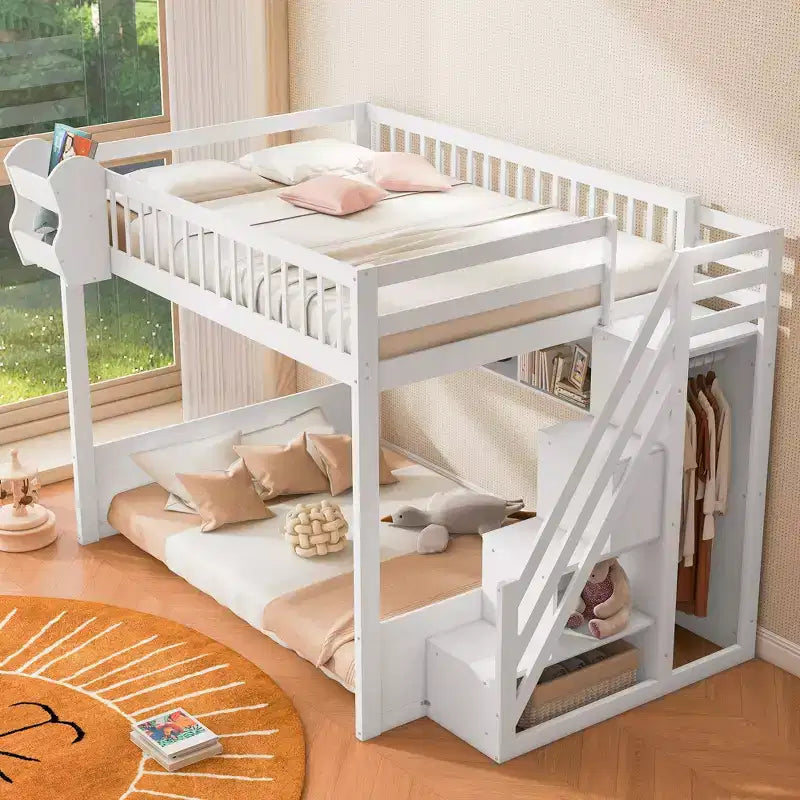 Lit mezzanine en bois Queen Size avec escalier et armoire, lit superposé haut avec espace sous le lit et étagères de rangement ouvertes pratiques pour enfants et adolescents