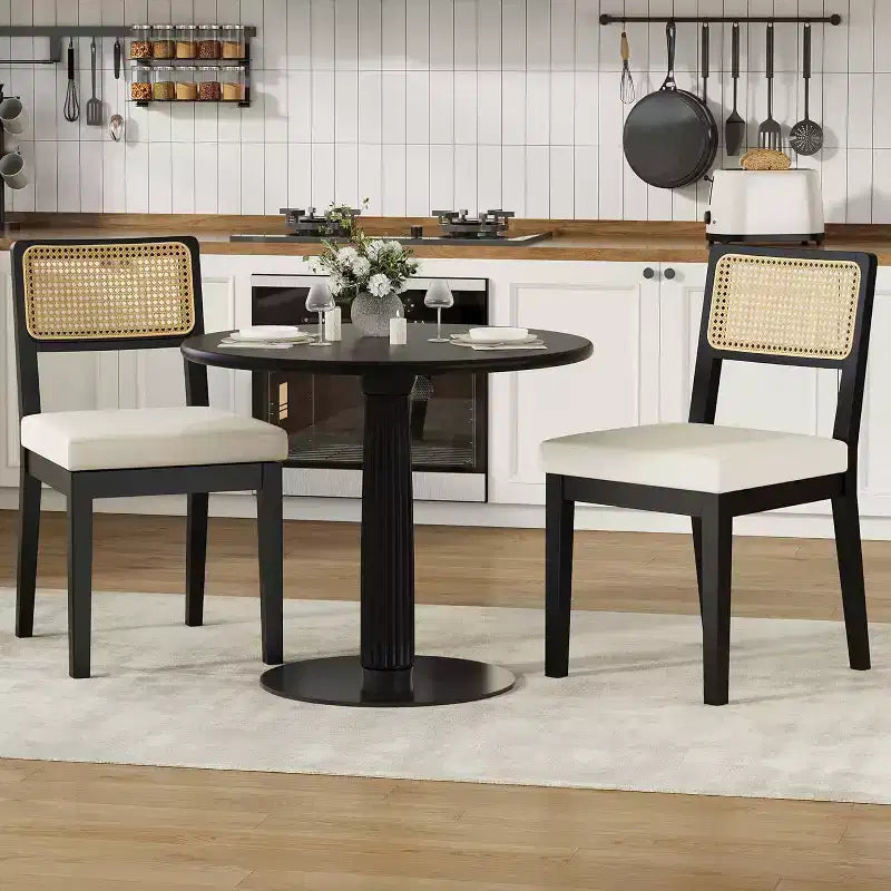 Lot de 2 chaises de salle à manger style campagne française, chaises sans accoudoirs avec cadre en bois et dossier en rotin, assise rembourrée confortable pour cuisine, restaurant ou maison