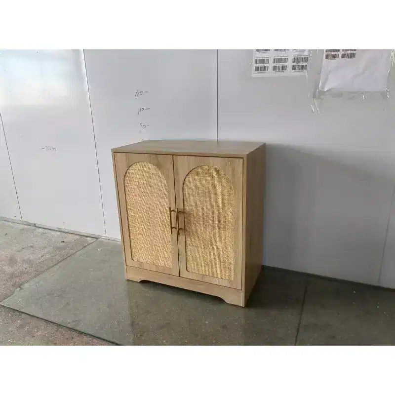 Buffet moderne en rotin, buffet avec 2 portes tressées, rangement avec étagère fixe, crédence en bois pour salle à manger, salon, cuisine, entrée