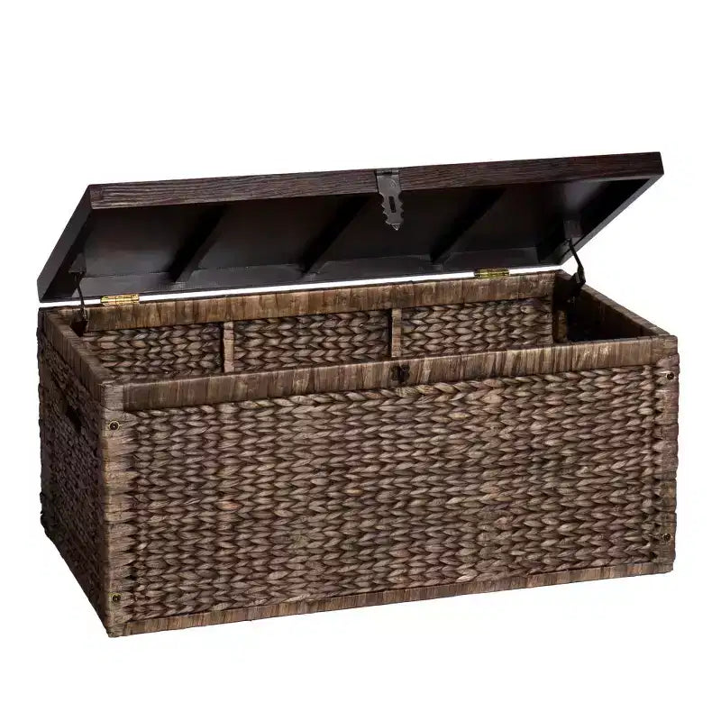 HomeRoots Table basse 38 en bois marron et osier avec fer