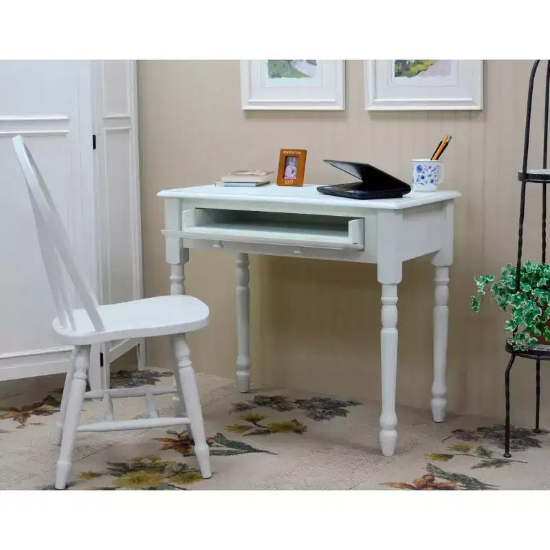 Bureau d'écriture en bois Eleanor avec tiroirs, de Carolina Living