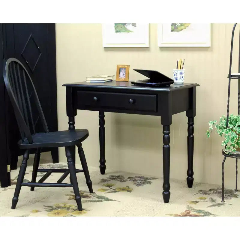 Bureau d'écriture en bois Eleanor avec tiroirs, de Carolina Living