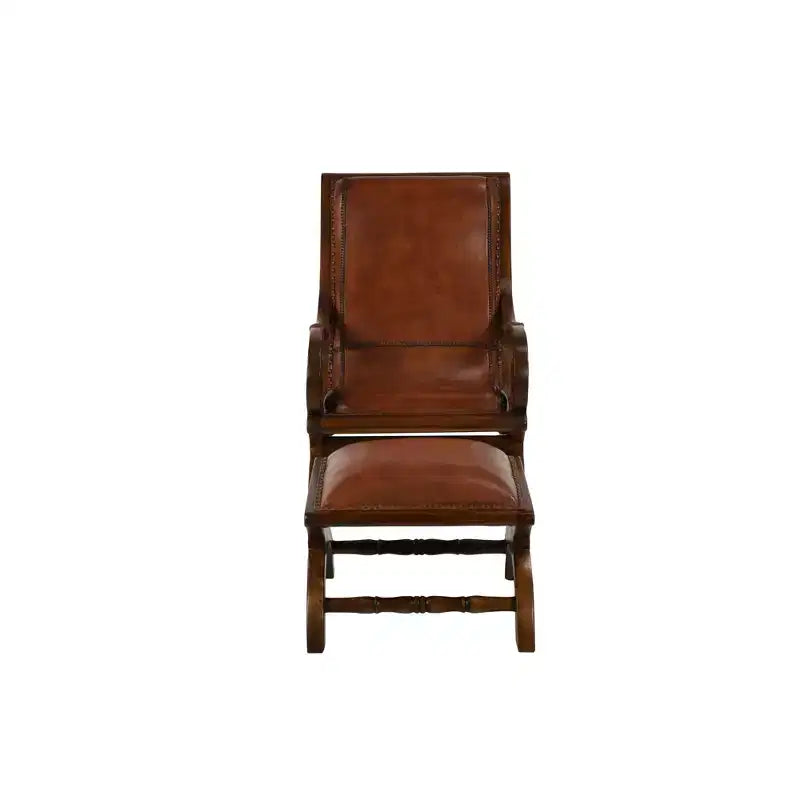 Fauteuil d'appoint traditionnel en bois de teck avec accoudoirs et pouf marron - Olivia & May : Revêtement en cuir, aucun assemblage requis