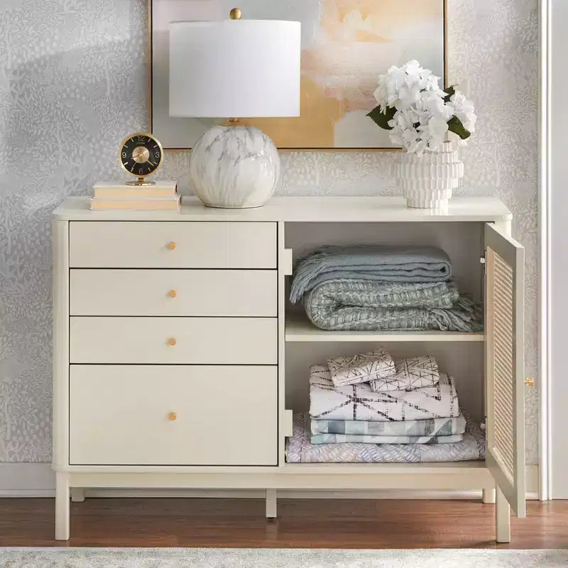 Commode à 4 tiroirs et 1 porte en rotin synthétique Lifestorey Bayview, couleur ivoire
