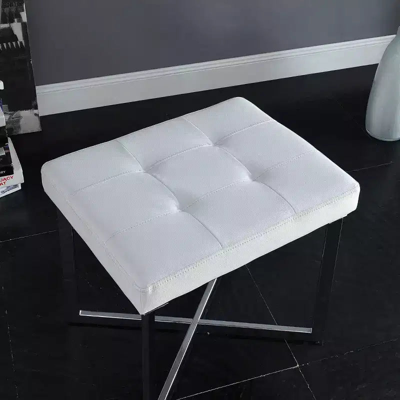 Banc de vanité Julia Carolina Living blanc/chrome : piètement chromé en X, rembourré, design moderne