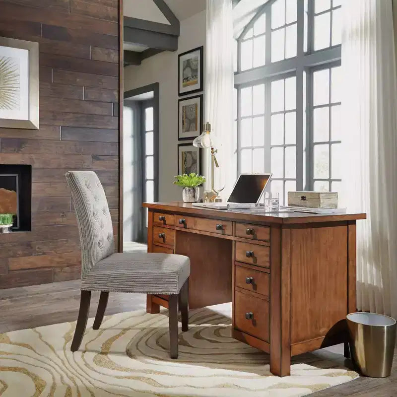 Bureau piédestal Tahoe Executive – Érable vieilli – Home Styles : Bois dur, mobilier de bureau moderne Mid-Century