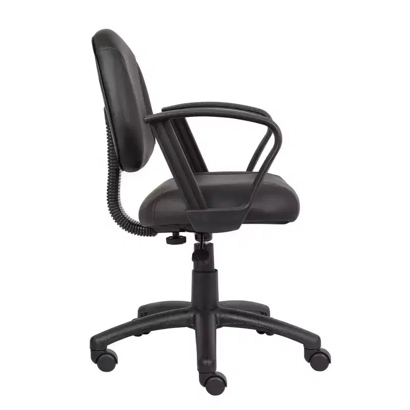 Chaise Posture avec accoudoirs bouclés noirs - Boss Office Products : LeatherPlus, soutien lombaire, hauteur réglable
