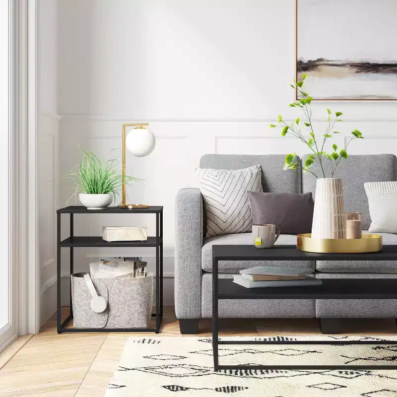Table d'appoint en métal Glasgow noire - Threshold™ : design carré moderne, aucun assemblage requis