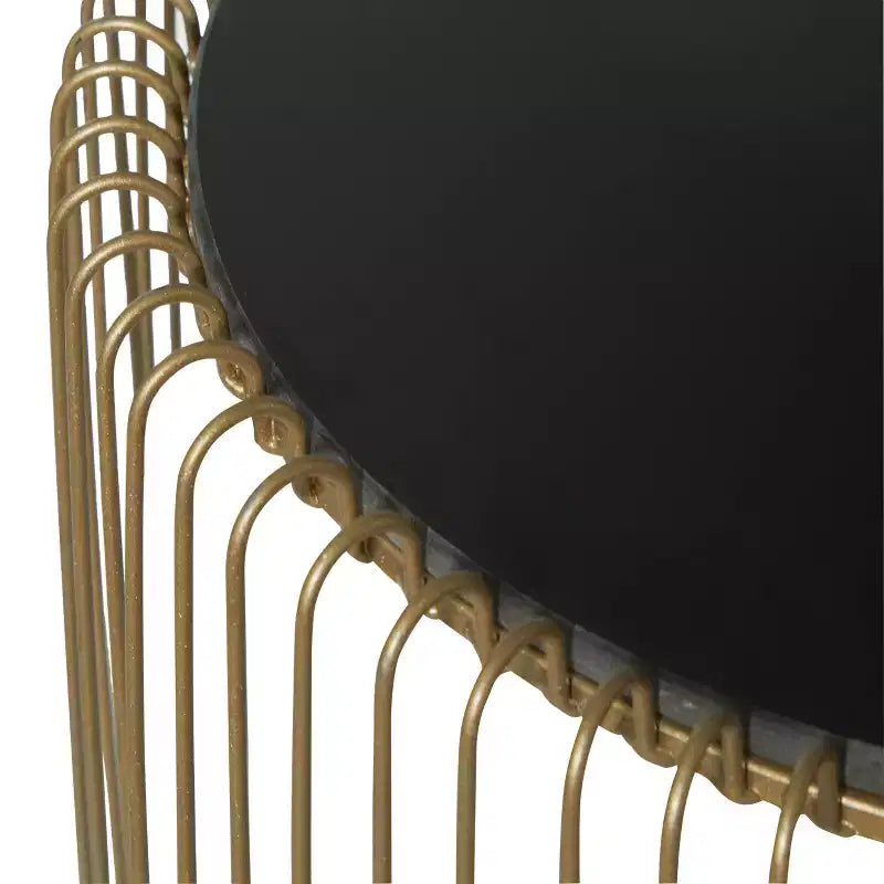 Lot de 2 tables d'appoint rondes en métal et verre doré - Olivia & May : Aucun assemblage requis, utilisation en intérieur, style contemporain