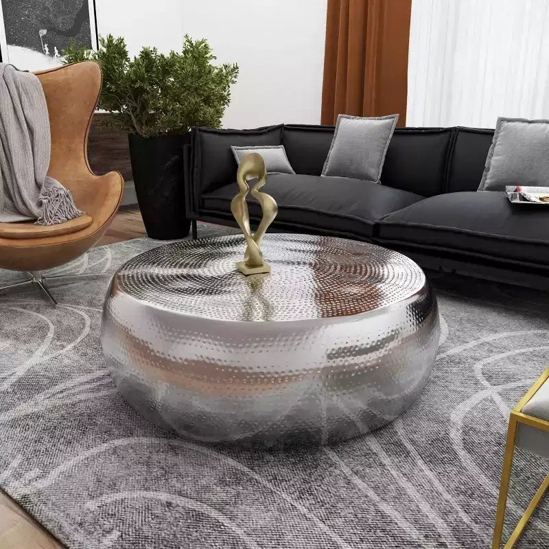 Table Basse Contemporaine en Aluminium Argenté - Olivia & May