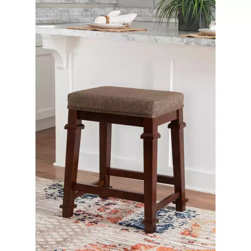 Tabouret de bar sans dossier hauteur comptoir Kennedy en bois - Linon