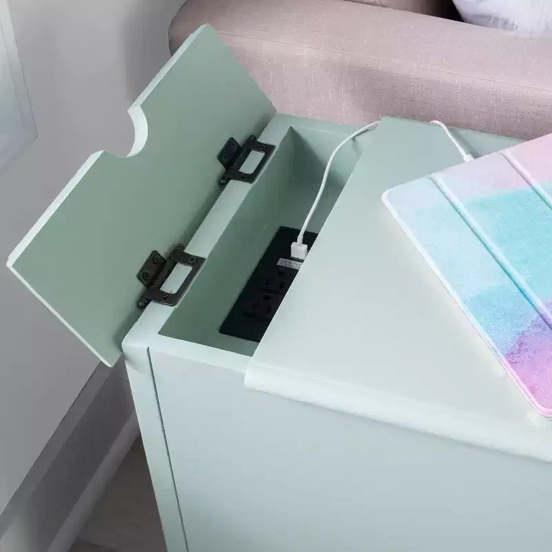 Table d'appoint Felix avec station de charge USB - Powell Company