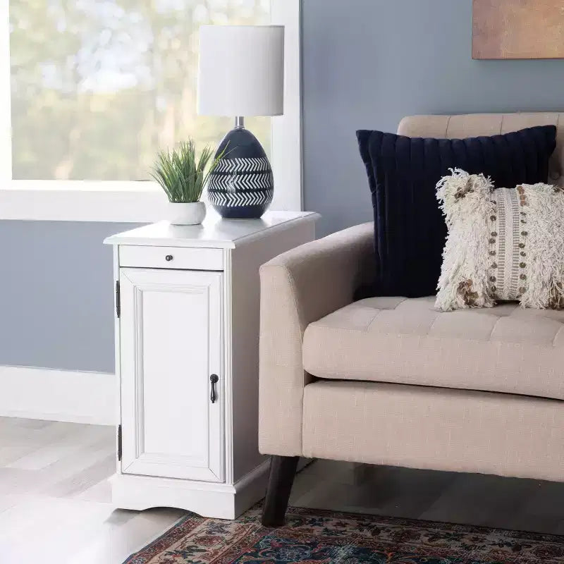 Table d'appoint Felix avec station de charge USB - Powell Company