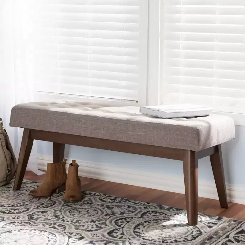 Banc Elia en Noyer et Tissu Capitonnage Boutonné Style Mid-Century Moderne - Baxton Studio
