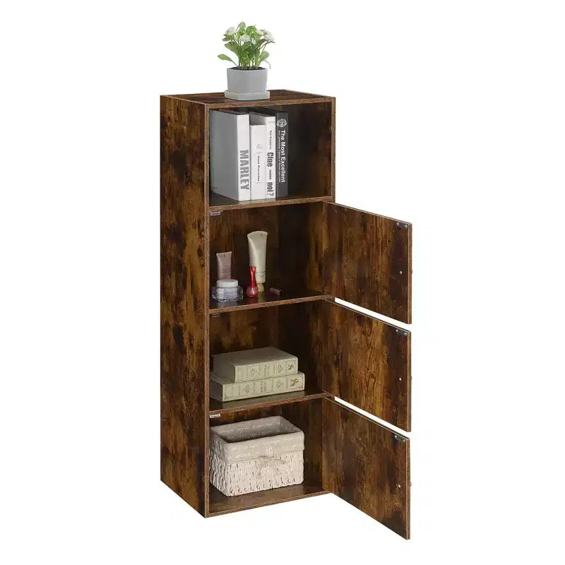 Meuble à trois portes avec casiers de rangement et étagère Breighton Home VersaStorage