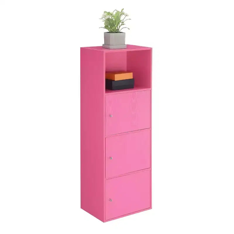 Meuble à trois portes avec casiers de rangement et étagère Breighton Home VersaStorage