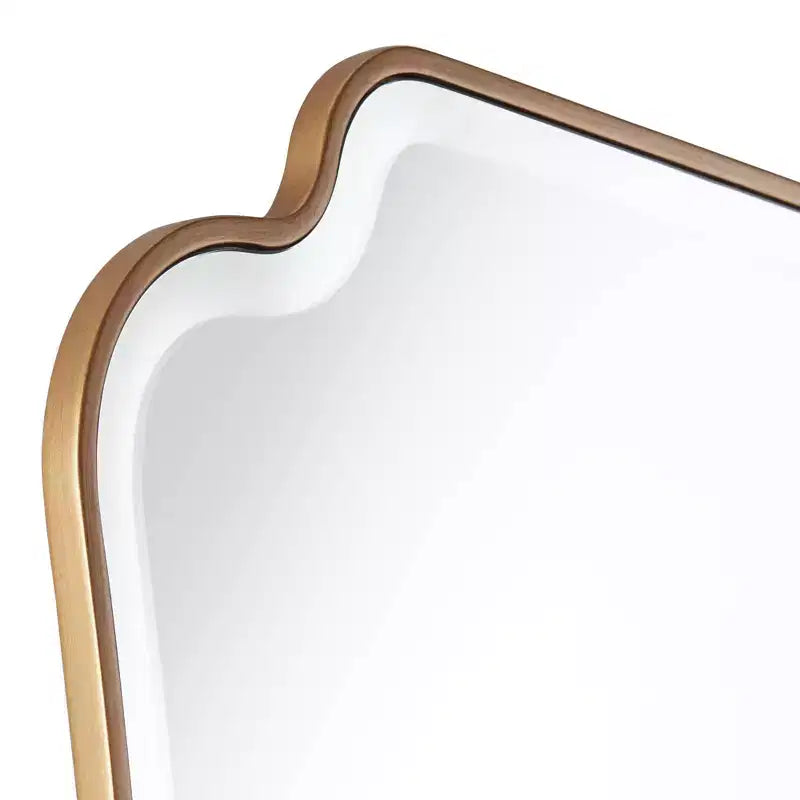 Miroir mural de courtoisie rectangulaire à coins festonnés Noble Park Indara, cadre en bois doré biseauté moderne, 27 de large, pour salle de bain, chambre, salon, bureau