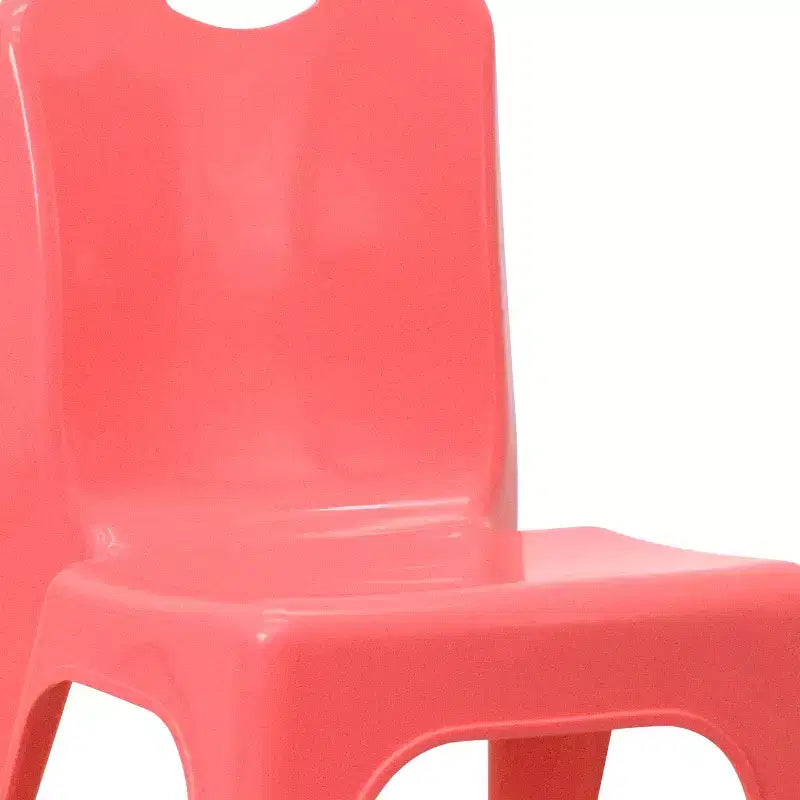 Flash Furniture Chaise d'écolier empilable en plastique par lot de 4 avec poignée de transport et hauteur d'assise de 28 cm