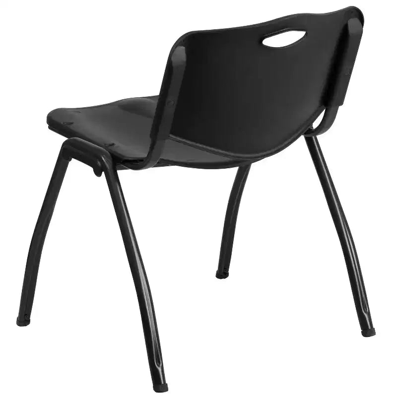 Chaise empilable en plastique noir série HERCULES de Flash Furniture, capacité de 400 kg