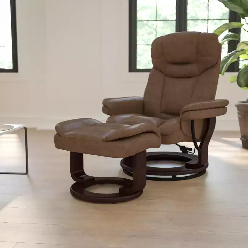 Fauteuil inclinable multiposition Emma et Oliver avec ottoman incurvé et base pivotante en bois