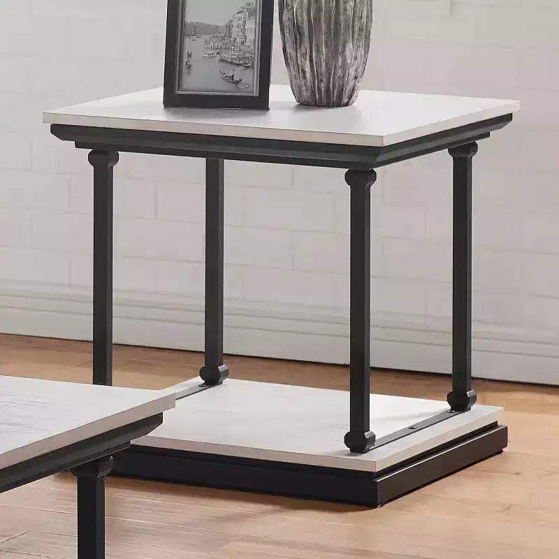 Table d'appoint d'extrémité d'étagère de base Tullymore - miBasics