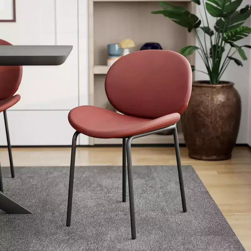 LeisureMod Servos - Lot de 2 chaises de salle à manger modernes - Assise rembourrée en cuir PU avec dossier incurvé et pieds en métal - Confortables pour cuisine, salle à manger, café