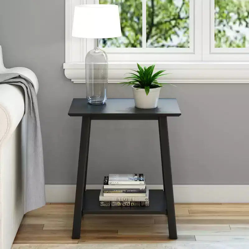 Table de chevet Plank+Beam, Table de chevet moderne du milieu du siècle en bois massif pour chambre à coucher
