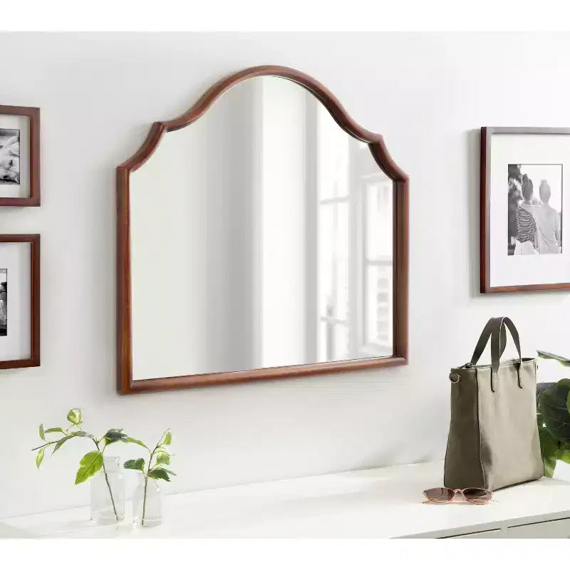 Miroir mural arqué en bois Leanna 32x28 par Kate & Laurel All Things Decor